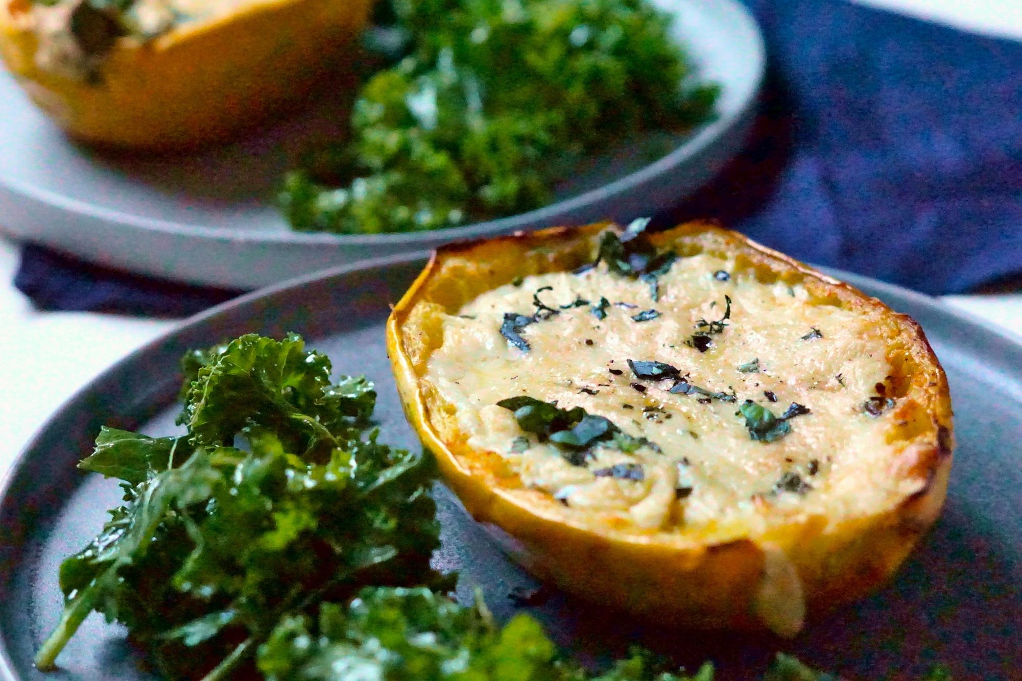 Read more about the article Steaming Cheesy Spaghetti Squash