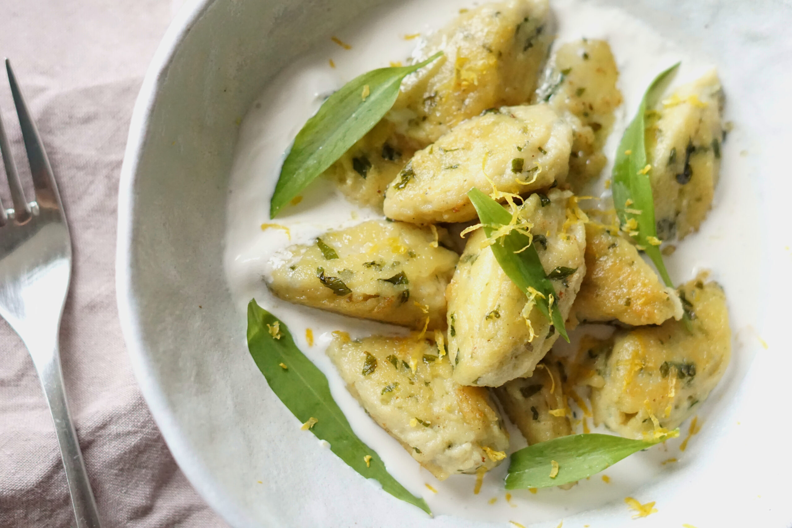 Read more about the article LEMON AND WILD GARLIC GNUDI